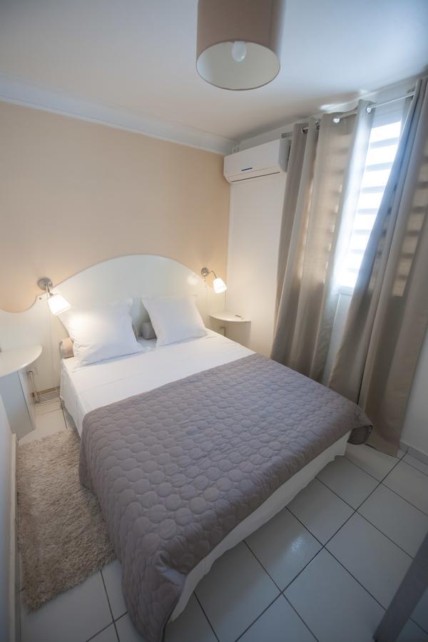 Locastudio - Carambole Sainte-Anne  Buitenkant foto
